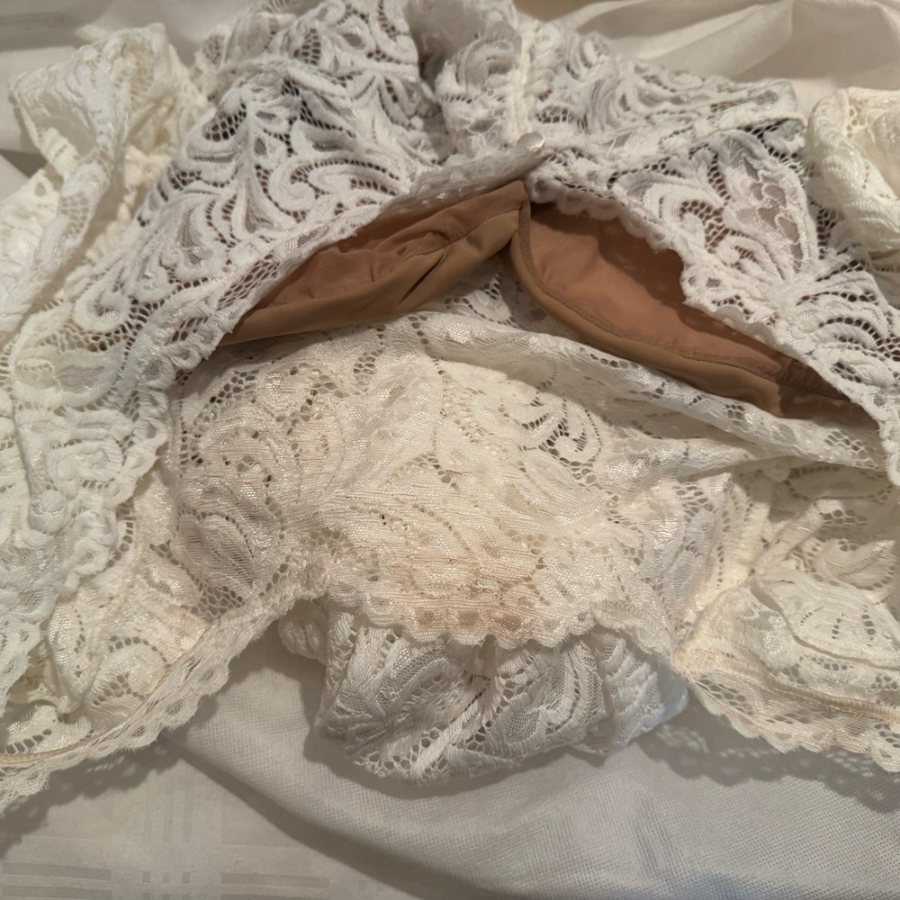 Grace Loves Lace 🤍Orla Wedding Dress - Picture 7 of 11